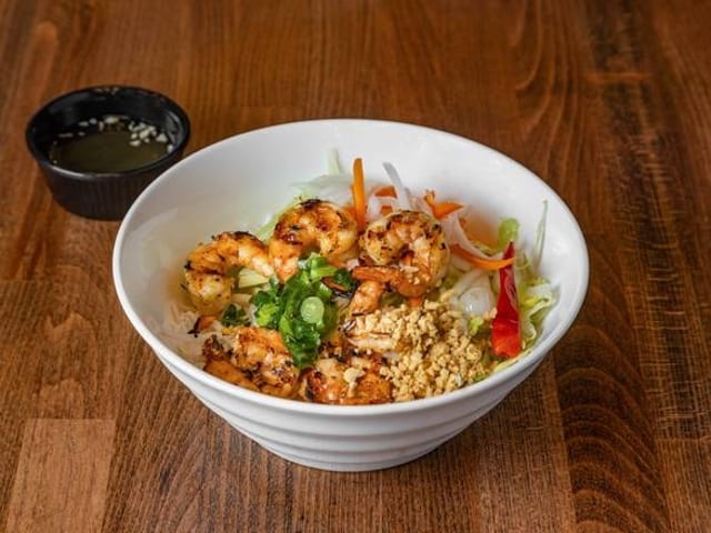 Bún Bò Nướng.